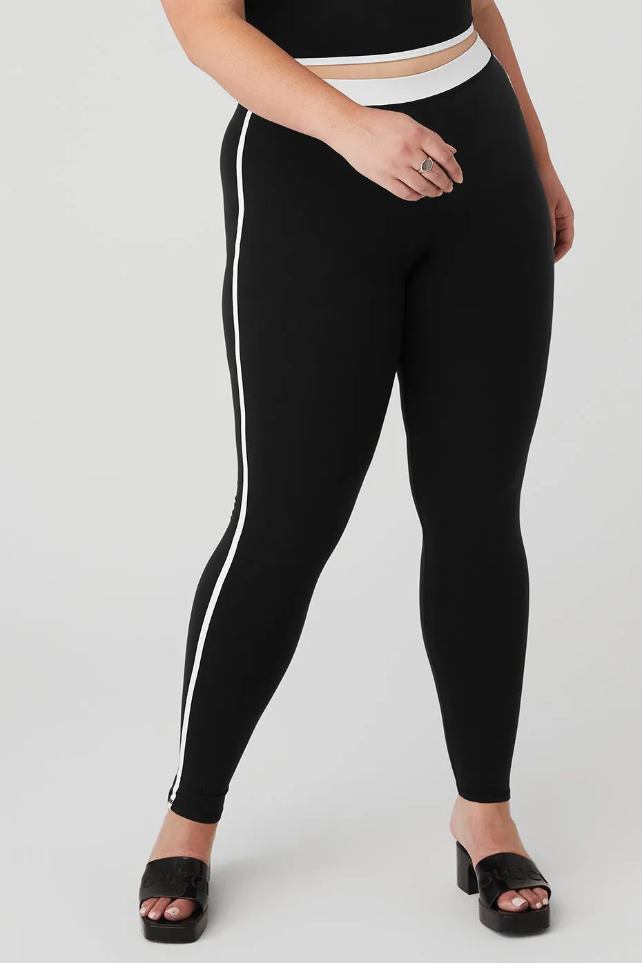 Airbrush High-Waist Stream Lined Legging - Black/White