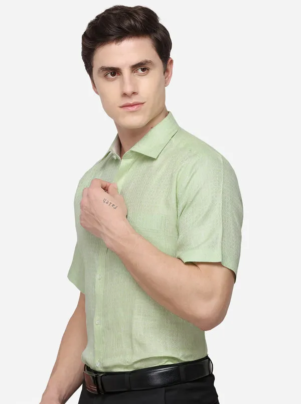 Light Green Solid Regular Fit Formal Shirt | JadeBlue