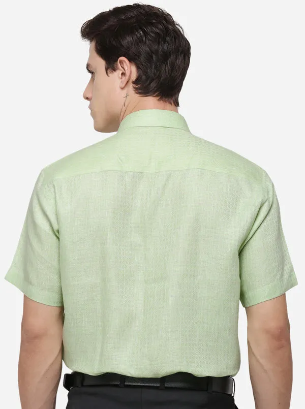 Light Green Solid Regular Fit Formal Shirt | JadeBlue