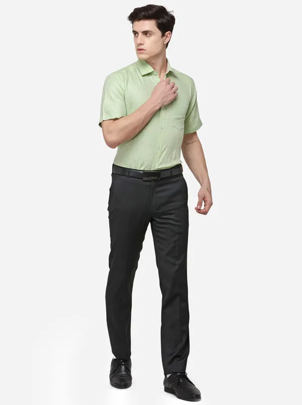 Light Green Solid Regular Fit Formal Shirt | JadeBlue