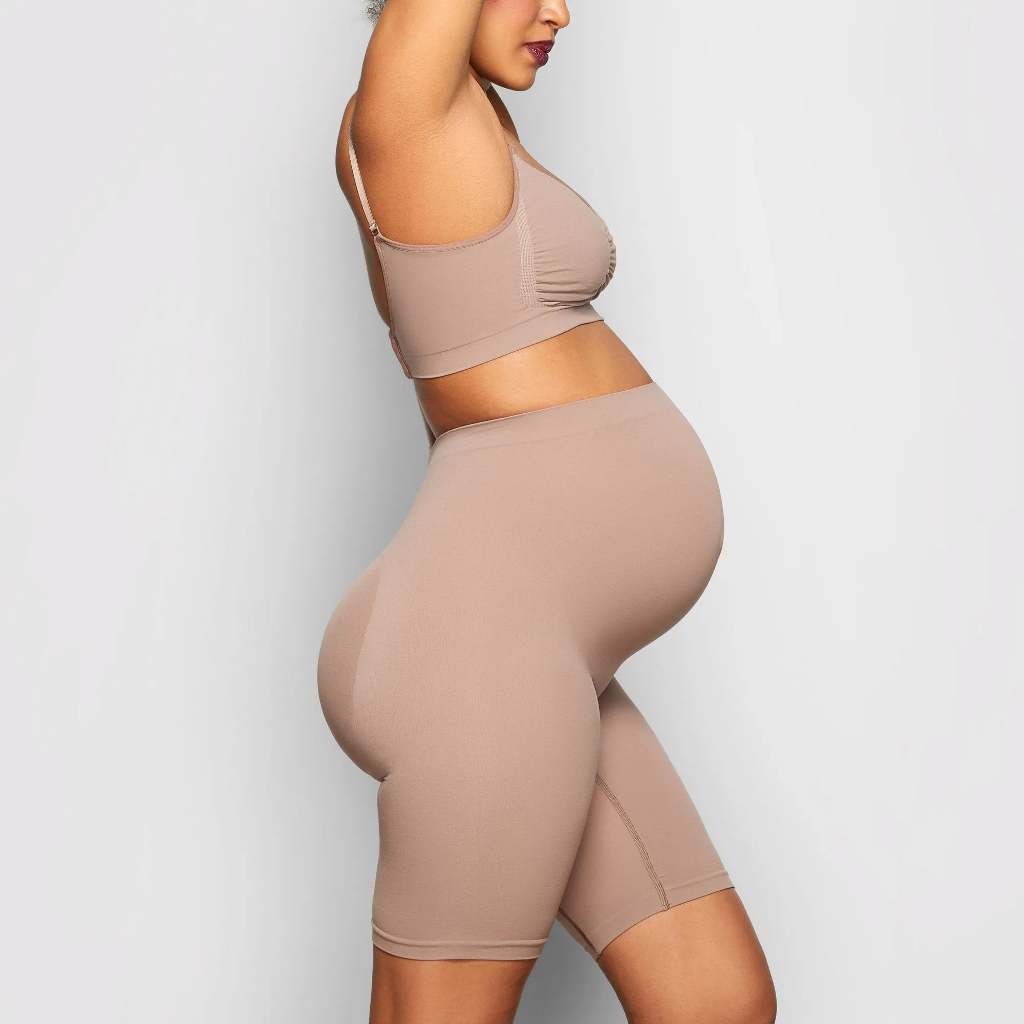 MATERNITY SCULPTING BODYSUIT MID THIGH | UMBER